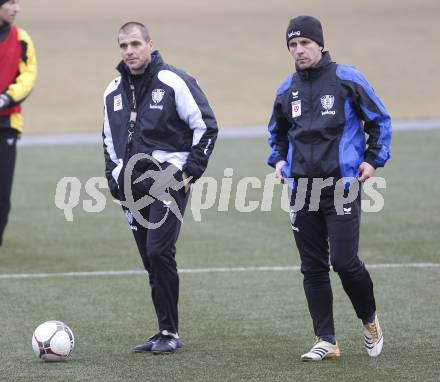 Fussball Bundesliga. Trainingsstart Austria Kaernten. Trainer Klaus Schmidt, Co-Trainer Dietmar Pegam. Klagenfurt, am 7.1.2008.
Foto: Kuess
---
pressefotos, pressefotografie, kuess, qs, qspictures, sport, bild, bilder, bilddatenbank