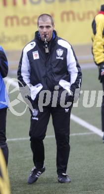 Fussball Bundesliga. Trainingsstart Austria Kaernten. Trainer Klaus Schmidt. Klagenfurt, am 7.1.2008.
Foto: Kuess
---
pressefotos, pressefotografie, kuess, qs, qspictures, sport, bild, bilder, bilddatenbank