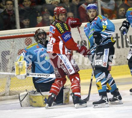 EBEL. Eishockey Bundesliga. KAC gegen EHC Liwest Linz. Mike Craig (KAC). Juergen Penker, Philipp Lukas (Linz). Klagenfurt, am 13.1.2008.
Foto: Kuess
---
pressefotos, pressefotografie, kuess, qs, qspictures, sport, bild, bilder, bilddatenbank