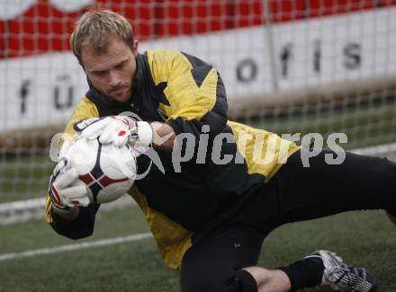 Fussball Bundesliga. SK Austria Kaernten. Training. Heinz Lienhart. Moosburg, am 18.1.2008.
Foto: Kuess
---
pressefotos, pressefotografie, kuess, qs, qspictures, sport, bild, bilder, bilddatenbank