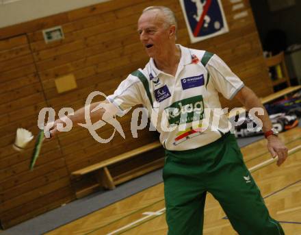 Fussball, Badminton. Gemeinsames Training SK Austria Kaernten, ASKOE Kelag Kaernten. Helmut Kreulitsch. Klagenfurt, am 21.1.2008.
Foto: Kuess
---
pressefotos, pressefotografie, kuess, qs, qspictures, sport, bild, bilder, bilddatenbank