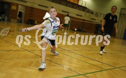 Fussball, Badminton. Gemeinsames Training SK Austria Kaernten, ASKOE Kelag Kaernten. Elisa, Lukas Moessner. Klagenfurt, am 21.1.2008.
Foto: Kuess
---
pressefotos, pressefotografie, kuess, qs, qspictures, sport, bild, bilder, bilddatenbank