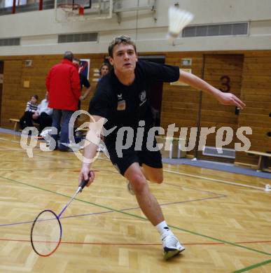 Fussball, Badminton. Gemeinsames Training SK Austria Kaernten, ASKOE Kelag Kaernten. Zlatko Junuzovic. Klagenfurt, am 21.1.2008.
Foto: Kuess
---
pressefotos, pressefotografie, kuess, qs, qspictures, sport, bild, bilder, bilddatenbank