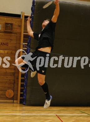 Fussball, Badminton. Gemeinsames Training SK Austria Kaernten, ASKOE Kelag Kaernten. Thomas Riedl. Klagenfurt, am 21.1.2008.
Foto: Kuess
---
pressefotos, pressefotografie, kuess, qs, qspictures, sport, bild, bilder, bilddatenbank