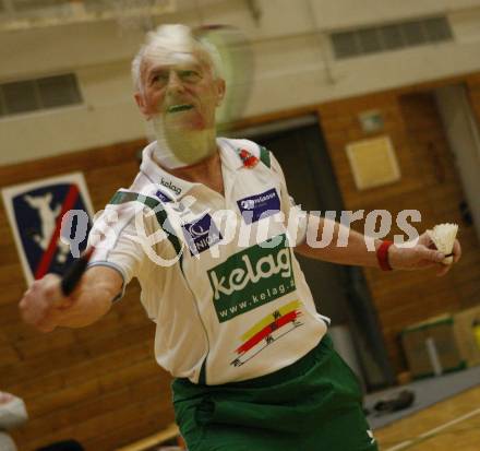 Fussball, Badminton. Gemeinsames Training SK Austria Kaernten, ASKOE Kelag Kaernten. Helmut Kreulitsch. Klagenfurt, am 21.1.2008.
Foto: Kuess
---
pressefotos, pressefotografie, kuess, qs, qspictures, sport, bild, bilder, bilddatenbank