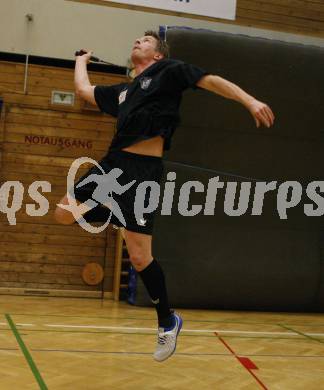 Fussball, Badminton. Gemeinsames Training SK Austria Kaernten, ASKOE Kelag Kaernten. Thomas Riedl. Klagenfurt, am 21.1.2008.
Foto: Kuess
---
pressefotos, pressefotografie, kuess, qs, qspictures, sport, bild, bilder, bilddatenbank