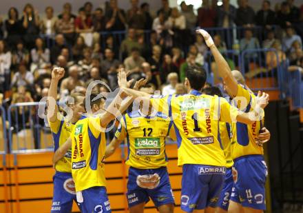 Volleyball. Challenge Cup. SK Aich/Dob gegen VC Rotterdam Nesselande.
Jubel (Aich/Dob). Prevalje, 23.1.2008
Foto: Kuess
---
pressefotos, pressefotografie, kuess, qs, qspictures, sport, bild, bilder, bilddatenbank