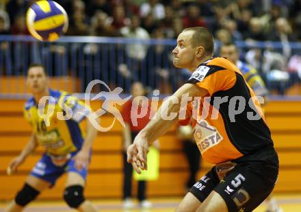 Volleyball. Challenge Cup. SK Aich/Dob gegen VC Rotterdam Nesselande.
Martin Pipa (Aich/Dob). Prevalje, 23.1.2008
Foto: Kuess
---
pressefotos, pressefotografie, kuess, qs, qspictures, sport, bild, bilder, bilddatenbank