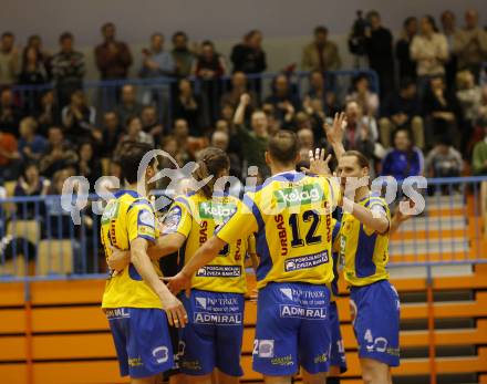 Volleyball. Challenge Cup. SK Aich/Dob gegen VC Rotterdam Nesselande.
Jubel (Aich/Dob). Prevalje, 23.1.2008
Foto: Kuess
---
pressefotos, pressefotografie, kuess, qs, qspictures, sport, bild, bilder, bilddatenbank