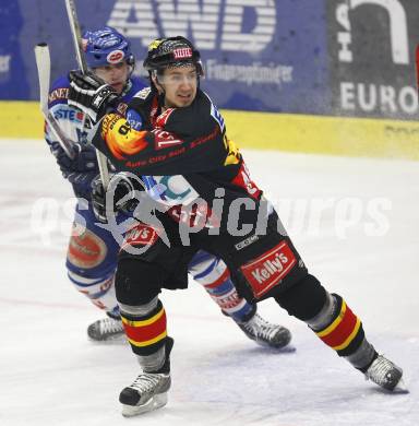 EBEL Eishockey Bundesliga. VSV gegen Vienna Capitals. Wolfgang Kromp (VSV), Christian Dolezal (Caps). Villach, am 24.1.2008.
Foto: Kuess
---
pressefotos, pressefotografie, kuess, qs, qspictures, sport, bild, bilder, bilddatenbank