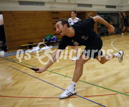 Fussball, Badminton. Gemeinsames Training SK Austria Kaernten, ASKOE Kelag Kaernten. Manuel Ortlechner, Belinda Heber. Klagenfurt, am 21.1.2008.
Foto: Kuess
---
pressefotos, pressefotografie, kuess, qs, qspictures, sport, bild, bilder, bilddatenbank