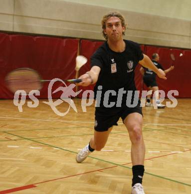 Fussball, Badminton. Gemeinsames Training SK Austria Kaernten, ASKOE Kelag Kaernten. Lukas Moessner. Klagenfurt, am 21.1.2008.
Foto: Kuess
---
pressefotos, pressefotografie, kuess, qs, qspictures, sport, bild, bilder, bilddatenbank