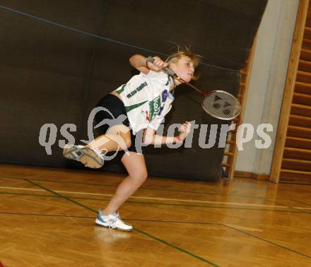 Fussball, Badminton. Gemeinsames Training SK Austria Kaernten, ASKOE Kelag Kaernten. Elisa Widowitz. Klagenfurt, am 21.1.2008.
Foto: Kuess
---
pressefotos, pressefotografie, kuess, qs, qspictures, sport, bild, bilder, bilddatenbank