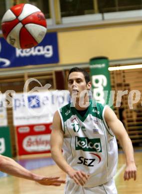 Basketball Bundesliga. Woerthersee Piraten gegen Kapfenberg Bulls. Bernhard Duller (Piraten). Klagenfurt, am 27.1.2008.
Foto: Kuess
---
pressefotos, pressefotografie, kuess, qs, qspictures, sport, bild, bilder, bilddatenbank