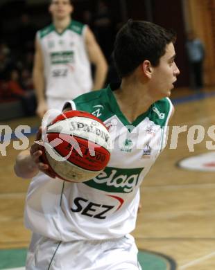 Basketball Bundesliga. Woerthersee Piraten gegen Kapfenberg Bulls. Martin Breithuber (Piraten). Klagenfurt, am 27.1.2008.
Foto: Kuess
---
pressefotos, pressefotografie, kuess, qs, qspictures, sport, bild, bilder, bilddatenbank