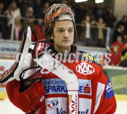 EBEL. Eishockey Bundesliga. Ehrenrunde KAC. KAC gegen VSV. Hannes Enzenhofer (KAC). Klagenfurt, am 29.1.2008.
Foto: Kuess
---
pressefotos, pressefotografie, kuess, qs, qspictures, sport, bild, bilder, bilddatenbank