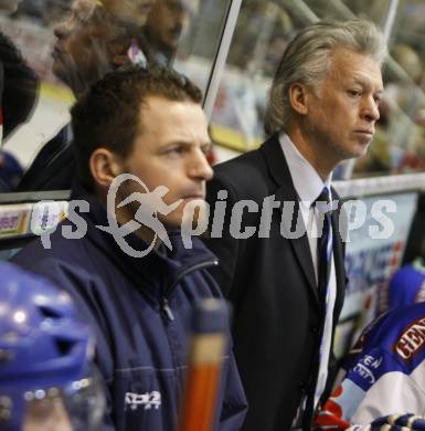 EBEL. Eishockey Bundesliga. Ehrenrunde KAC. KAC gegen VSV. Co-Trainer Markus Kerschbaumer, Trainer Greg Holst (VSV). Klagenfurt, am 29.1.2008.
Foto: Kuess
---
pressefotos, pressefotografie, kuess, qs, qspictures, sport, bild, bilder, bilddatenbank