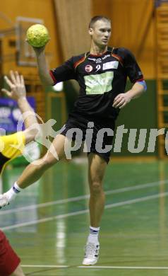 Handball. HCK 59 gegen Krems. Ivica Zubac (HCK). Klagenfurt, am 2.2.2008.
Foto: Kuess
---
pressefotos, pressefotografie, kuess, qs, qspictures, sport, bild, bilder, bilddatenbank