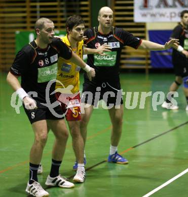 Handball. HCK 59 gegen Krems. Anton Praeprost, Michael Gasser (HCK). Klagenfurt, am 2.2.2008.
Foto: Kuess
---
pressefotos, pressefotografie, kuess, qs, qspictures, sport, bild, bilder, bilddatenbank