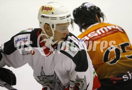 Eishockey Oberliga. Tarco Woelfe gegen Die 48er Wien. Stephan Knafl (Tarco). Klagenfurt, am 2.2.2008.
Foto: Kuess
---
pressefotos, pressefotografie, kuess, qs, qspictures, sport, bild, bilder, bilddatenbank