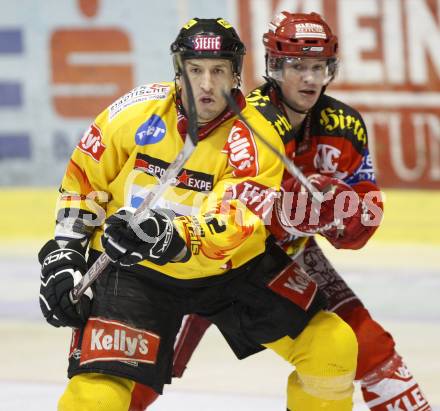 EBEL. Eishockey Bundesliga. KAC gegen Vienna Capitals. Paul Schellander (KAC), Pascal Rheaume (Caps).  Klagenfurt. am 3.2.2008.
Foto: Kuess
---
pressefotos, pressefotografie, kuess, qs, qspictures, sport, bild, bilder, bilddatenbank