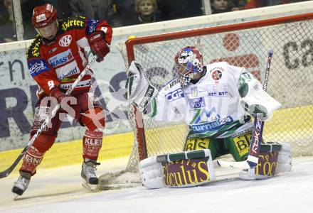 EBEL. Eishockey Bundesliga. KAC gegen Olympia Ljubljana (Laibach). Chad Hinz (KAC), Alex Westlund (Laibach). Klagenfurt, am 14.2.2008.
Foto: Kuess
---
pressefotos, pressefotografie, kuess, qs, qspictures, sport, bild, bilder, bilddatenbank