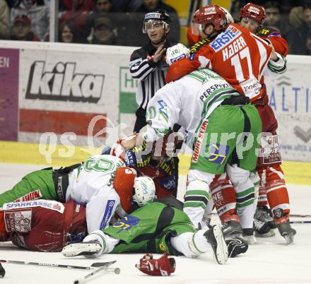 EBEL. Eishockey Bundesliga. KAC gegen Olympia Ljubljana (Laibach). Schlaegerei, Rauferei. Klagenfurt, am 14.2.2008.
Foto: Kuess
---
pressefotos, pressefotografie, kuess, qs, qspictures, sport, bild, bilder, bilddatenbank