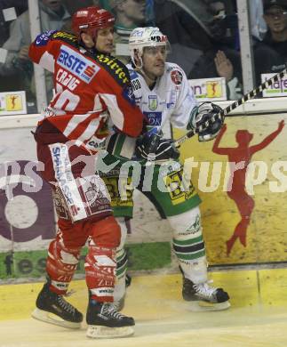 EBEL. Eishockey Bundesliga. KAC gegen Olympia Ljubljana (Laibach). Mike Craig (KAC), Jeremiah McCarthy (Laibach). Klagenfurt, am 14.2.2008.
Foto: Kuess
---
pressefotos, pressefotografie, kuess, qs, qspictures, sport, bild, bilder, bilddatenbank