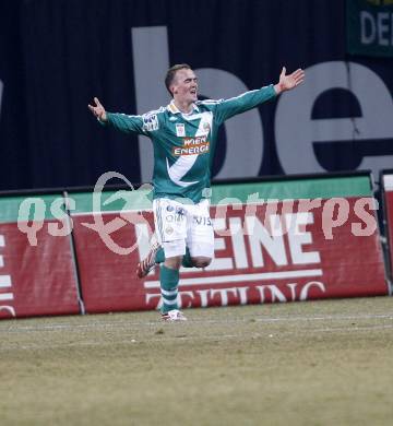 Fussball. T-Mobile Bundesliga. SK Austria Kaernten gegen SK Rapid Wien. Torjubel Erwin Hoffer (Rapid). Klagenfurt, am 16.2.2008.
Foto: Kuess
---
pressefotos, pressefotografie, kuess, qs, qspictures, sport, bild, bilder, bilddatenbank