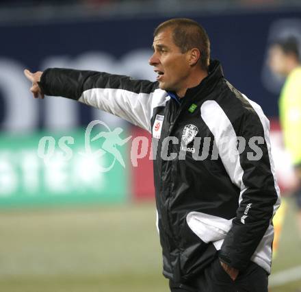 Fussball. T-Mobile Bundesliga. SK Austria Kaernten gegen SK Rapid Wien. Trainer Klaus Schmidt (Kaernten). Klagenfurt, am 16.2.2008.
Foto: Kuess
---
pressefotos, pressefotografie, kuess, qs, qspictures, sport, bild, bilder, bilddatenbank