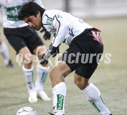 Fussball. T-Mobile Bundesliga. SK Austria Kaernten gegen SK Rapid Wien. Carlos Chaile (Kaernten). Klagenfurt, am 16.2.2008.
Foto: Kuess
---
pressefotos, pressefotografie, kuess, qs, qspictures, sport, bild, bilder, bilddatenbank