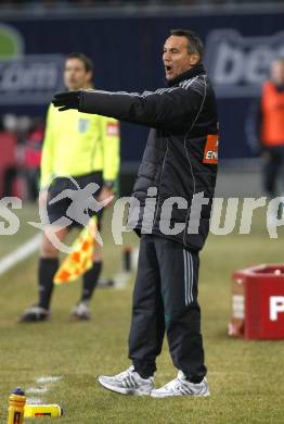 Fussball. T-Mobile Bundesliga. SK Austria Kaernten gegen SK Rapid Wien. Trainer Peter Pacult (Rapid). Klagenfurt, am 16.2.2008.
Foto: Kuess
---
pressefotos, pressefotografie, kuess, qs, qspictures, sport, bild, bilder, bilddatenbank