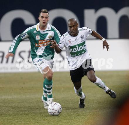 Fussball. T-Mobile Bundesliga. SK Austria Kaernten gegen SK Rapid Wien. Chiquinho (Kaernten), Andreas Dober (Rapid). Klagenfurt, am 16.2.2008.
Foto: Kuess
---
pressefotos, pressefotografie, kuess, qs, qspictures, sport, bild, bilder, bilddatenbank