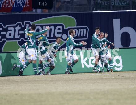 Fussball. T-Mobile Bundesliga. SK Austria Kaernten gegen SK Rapid Wien. Torjubel (Rapid). Klagenfurt, am 16.2.2008.
Foto: Kuess
---
pressefotos, pressefotografie, kuess, qs, qspictures, sport, bild, bilder, bilddatenbank