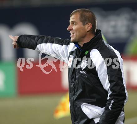 Fussball. T-Mobile Bundesliga. SK Austria Kaernten gegen SK Rapid Wien. Trainer Klaus Schmidt (Kaernten). Klagenfurt, am 16.2.2008.
Foto: Kuess
---
pressefotos, pressefotografie, kuess, qs, qspictures, sport, bild, bilder, bilddatenbank