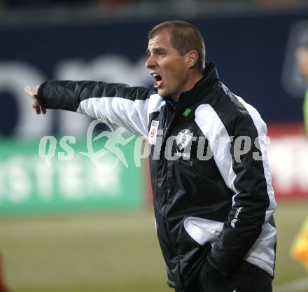 Fussball. T-Mobile Bundesliga. SK Austria Kaernten gegen SK Rapid Wien. Trainer Klaus Schmidt (Kaernten). Klagenfurt, am 16.2.2008.
Foto: Kuess
---
pressefotos, pressefotografie, kuess, qs, qspictures, sport, bild, bilder, bilddatenbank