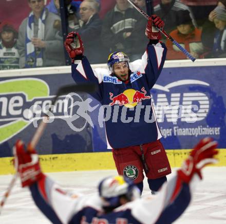 EBEL. Eishockey Bundesliga. VSV gegen Red Bull Salzburg. Torjubel Thomas Koch (Salzburg). Villach, am 17.2.2008.
Foto: Kuess
---
pressefotos, pressefotografie, kuess, qs, qspictures, sport, bild, bilder, bilddatenbank