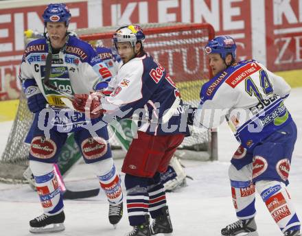 EBEL. Eishockey Bundesliga. VSV gegen Red Bull Salzburg. Mike Stewart, Devin Edgerton (VSV), Thomas Koch (Salzburg). Villach, am 17.2.2008.
Foto: Kuess
---
pressefotos, pressefotografie, kuess, qs, qspictures, sport, bild, bilder, bilddatenbank