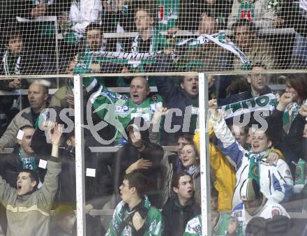 EBEL. Eishockey Bundesliga. KAC gegen Olympia (Olimpija) Ljubljana (Laibach). Fansektor (Laibach). Klagenfurt, am 19.2.2008.
Foto: Kuess
---
pressefotos, pressefotografie, kuess, qs, qspictures, sport, bild, bilder, bilddatenbank