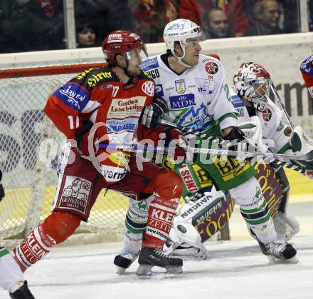 EBEL. Eishockey Bundesliga. KAC gegen Olympia (Olimpija) Ljubljana (Laibach). Gregor Hager (KAC), Jeremiah Mc Carthy, Alex Westlund (Laibach). Klagenfurt, am 19.2.2008.
Foto: Kuess
---
pressefotos, pressefotografie, kuess, qs, qspictures, sport, bild, bilder, bilddatenbank