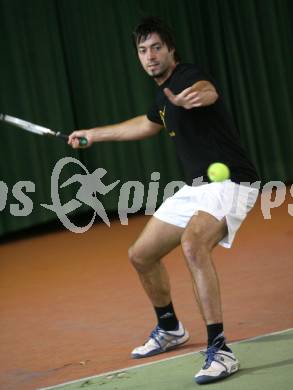 Tennis Amateurweltmeister. Juergen Guendera. Klagenfurt, am 19.2.2008.
Foto: Kuess
---
pressefotos, pressefotografie, kuess, qs, qspictures, sport, bild, bilder, bilddatenbank