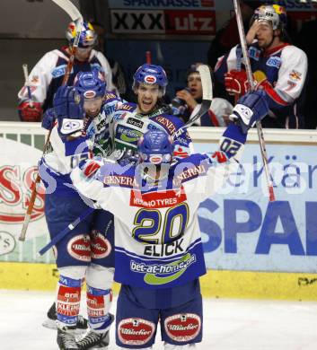 EBEL. Erste Bank Eishockey Bundesliga. VSV gegen Red Bull Salzburg. Torjubel Martin Oraze, Michael Raffl, Mickey Elick (VSV). Villach, am 21.2.2008.

Copyright Kuess

---
pressefotos, pressefotografie, kuess, qs, qspictures, sport, bild, bilder, bilddatenbank