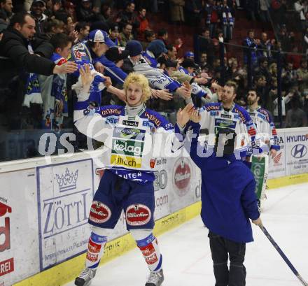 EBEL. Erste Bank Eishockey Bundesliga. VSV gegen Red Bull Salzburg. Schlussjubel (VSV), (Salzburg). Villach, am 21.2.2008.

Copyright Kuess

---
pressefotos, pressefotografie, kuess, qs, qspictures, sport, bild, bilder, bilddatenbank