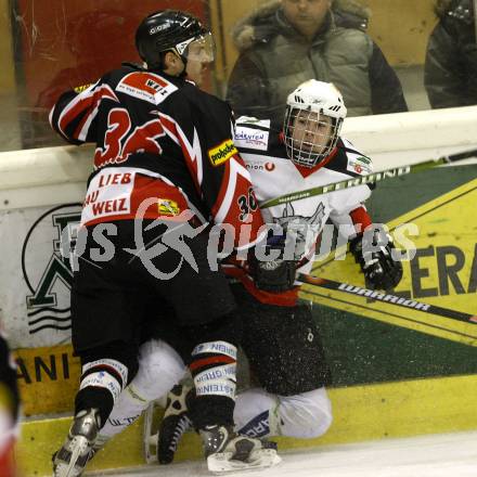 Eishockey Oberliga. Tarco Woelfe gegen ATUS Weiz Volksbank Bulls. Thomas Plautz (Tarco), Christoph Haas (Weiz). Klagenfurt, am 23.2.2008.
Foto: Kuess
---
pressefotos, pressefotografie, kuess, qs, qspictures, sport, bild, bilder, bilddatenbank