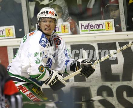 EBEL. Erste Bank Eishockey Bundesliga. KAC gegen Olympia Laibach. Pasi Petrilaeinen (Laibach). Klagenfurt, am 19.2.2008.
Foto: Kuess
---
pressefotos, pressefotografie, kuess, qs, qspictures, sport, bild, bilder, bilddatenbank