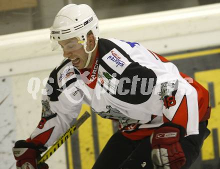 Eishockey Oberliga. Tarco Woelfe gegen ATUS Weiz Volksbank Bulls. Manuel Ferrara (Tarco). Klagenfurt, am 23.2.2008.
Foto: Kuess
---
pressefotos, pressefotografie, kuess, qs, qspictures, sport, bild, bilder, bilddatenbank