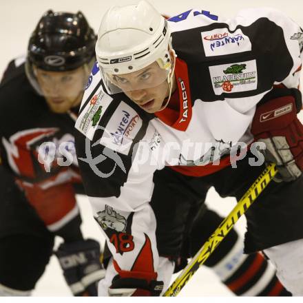 Eishockey Oberliga. Tarco Woelfe gegen ATUS Weiz Volksbank Bulls. Manuel Ferrara(Tarco). Klagenfurt, am 23.2.2008.
Foto: Kuess
---
pressefotos, pressefotografie, kuess, qs, qspictures, sport, bild, bilder, bilddatenbank