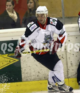 Eishockey Oberliga. Tarco Woelfe gegen ATUS Weiz Volksbank Bulls. Manuel Ferrara (Tarco). Klagenfurt, am 23.2.2008.
Foto: Kuess
---
pressefotos, pressefotografie, kuess, qs, qspictures, sport, bild, bilder, bilddatenbank