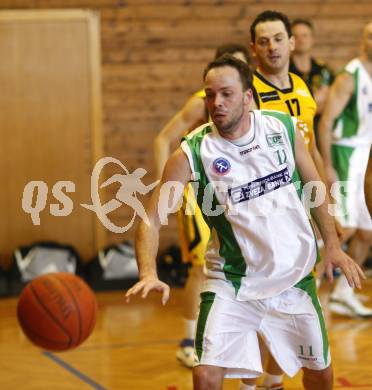 Basketball 2. Bundesliga. KOS Klagenfurt gegen ABC Villach. Stefan Hribar (KOS), Brane Kosir (Villach). Klagenfurt, am 24.2.2008.
Foto: Kuess
---
pressefotos, pressefotografie, kuess, qs, qspictures, sport, bild, bilder, bilddatenbank