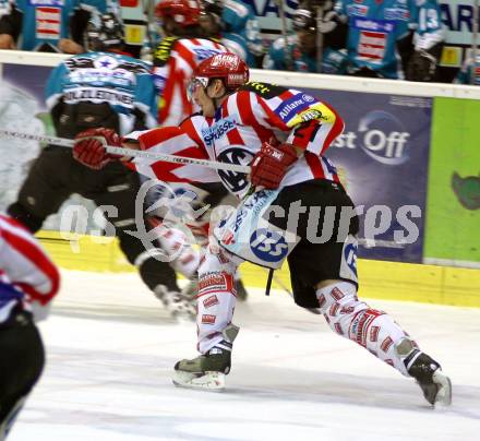 Eishockey Bundesliga.  Mike Siklenka (KAC). Klagenfurt, am 09.12.2005.
Foto: Kuess
---
pressefotos, pressefotografie, kuess, qs, qspictures, sport, bild, bilder, bilddatenbank